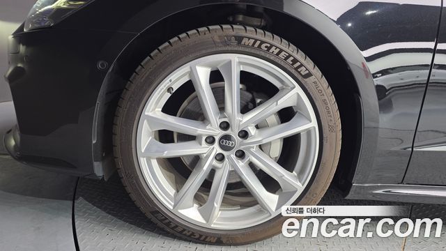 Audi A7 2023 — photo 5