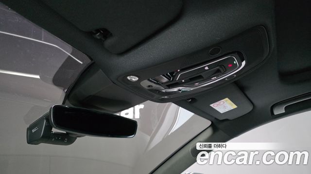 Audi A7 2023 — photo 25