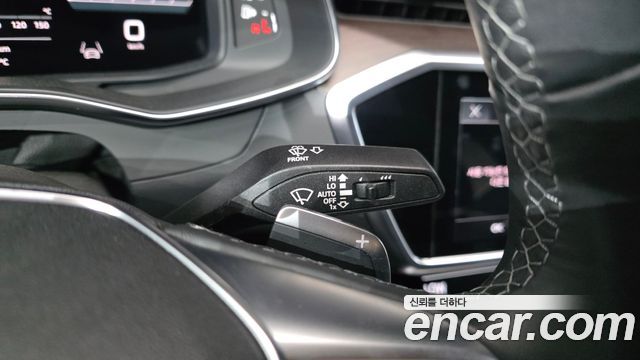 Audi A7 2023 — photo 28