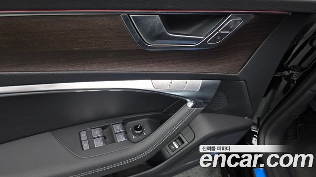 Audi A7 2023 — photo 29