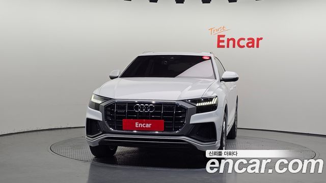 Audi Q8 2020 — photo 3