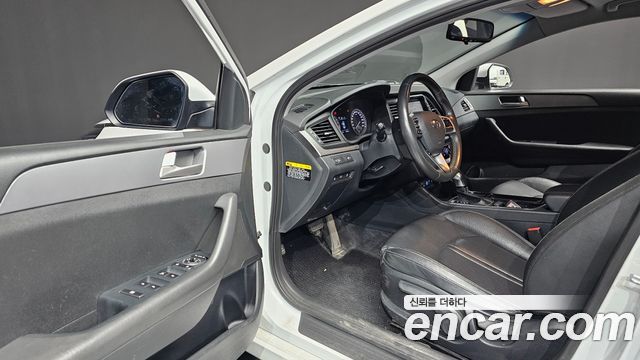 Hyundai Sonata 2019 — photo 13