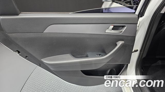 Hyundai Sonata 2019 — photo 15