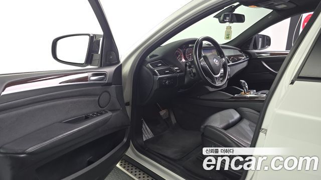 BMW X6 2012 — photo 10
