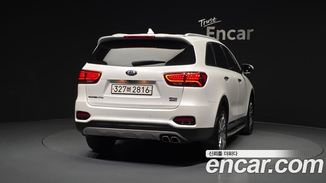 Kia Sorento 2018 — photo 4