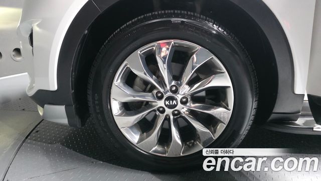 Kia Sorento 2018 — photo 5