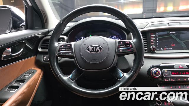 Kia Sorento 2018 — photo 13