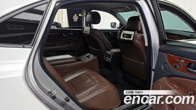 Hyundai Equus 2013 — photo 11