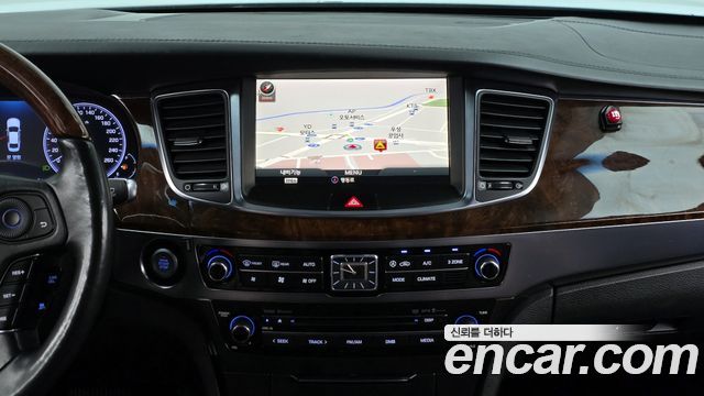 Hyundai Equus 2013 — photo 12