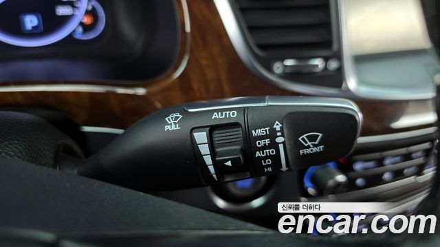 Hyundai Equus 2013 — photo 16