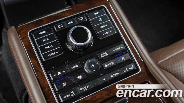 Hyundai Equus 2013 — photo 19