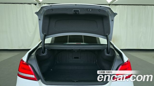 Hyundai Equus 2013 — photo 20