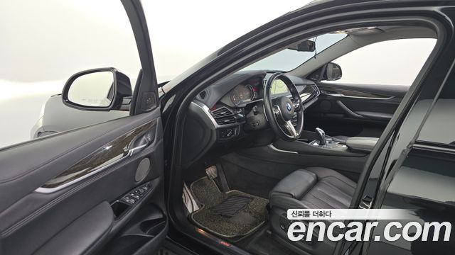 BMW X6 2016 — photo 10