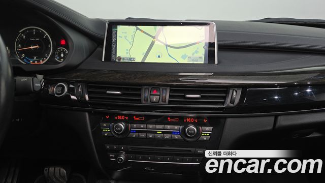 BMW X6 2016 — photo 13