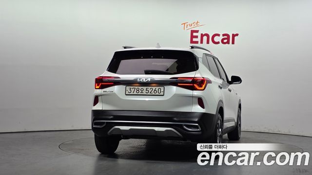 Kia Seltos 2023 — photo 4