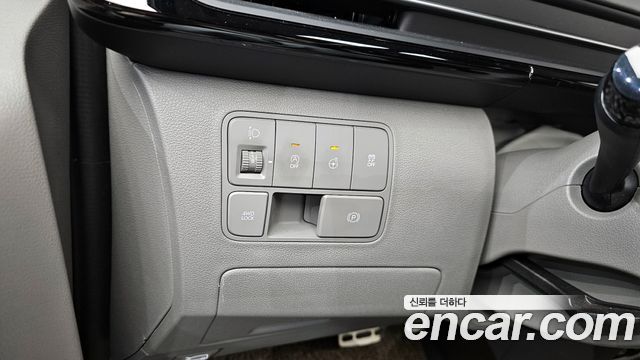 Hyundai Staria 2022 — photo 22
