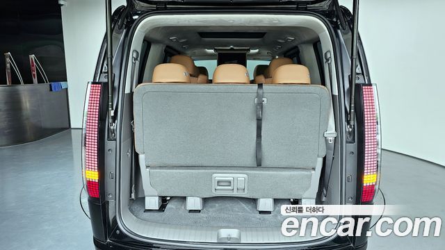 Hyundai Staria 2022 — photo 27