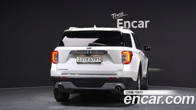 Ford Explorer 2020 — photo 4