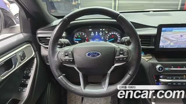 Ford Explorer 2020 — photo 19