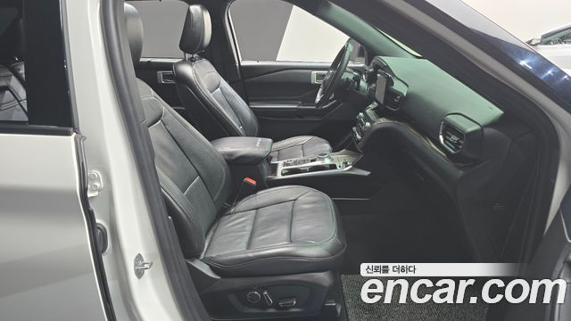 Ford Explorer 2020 — photo 16