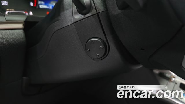 Ford Explorer 2020 — photo 27