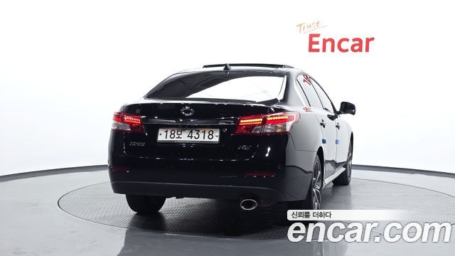 Renault Korea SM5  2013 — photo 4
