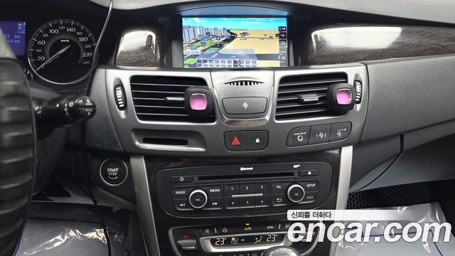 Renault Korea SM5  2013 — photo 17