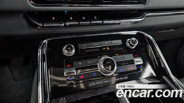 Lincoln Navigator 2021 — photo 12
