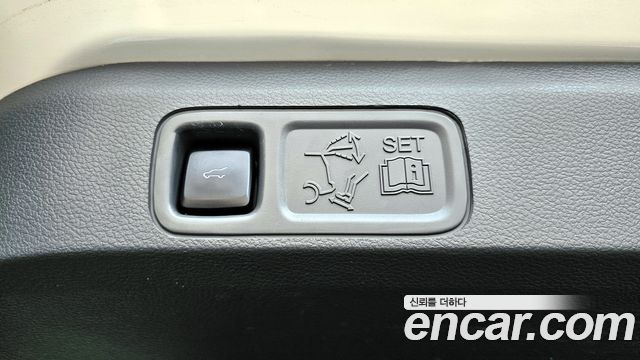 Lincoln Navigator 2021 — photo 30