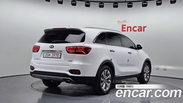 Kia Sorento 2019 — photo 2