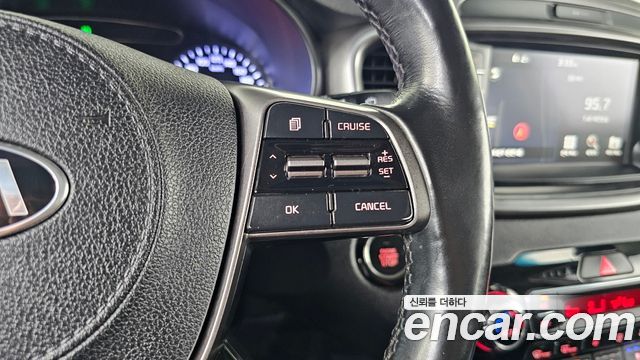 Kia Sorento 2019 — photo 22