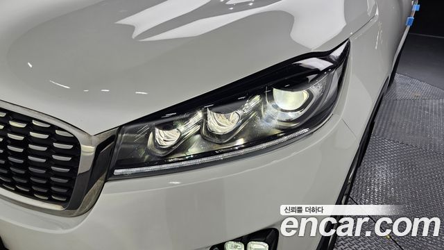 Kia Sorento 2019 — photo 8