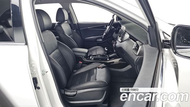 Kia Sorento 2019 — photo 16