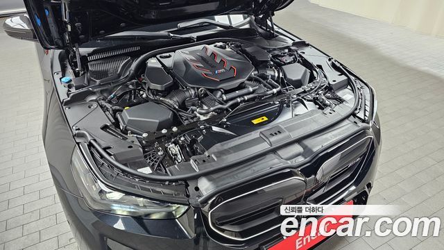 BMW M5 2026 — photo 6