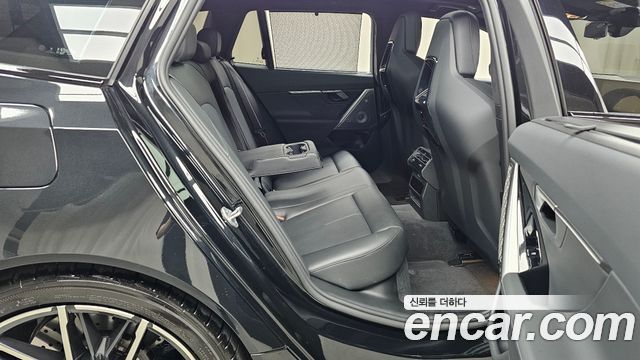 BMW M5 2026 — photo 17