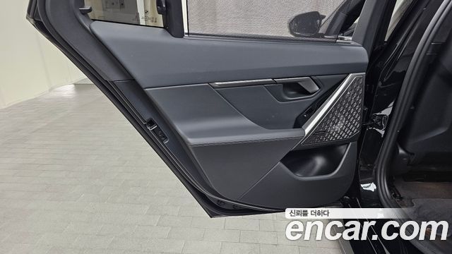 BMW M5 2026 — photo 15