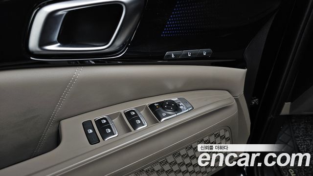 Kia Canival 2025 — photo 23