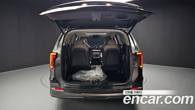 Kia Canival 2025 — photo 26