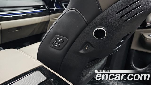 Kia Canival 2025 — photo 35