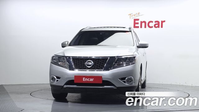 Nissan Pathfinder 2015 — photo 3