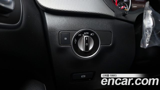 Mercedes-Benz B-Class 2018 — photo 23