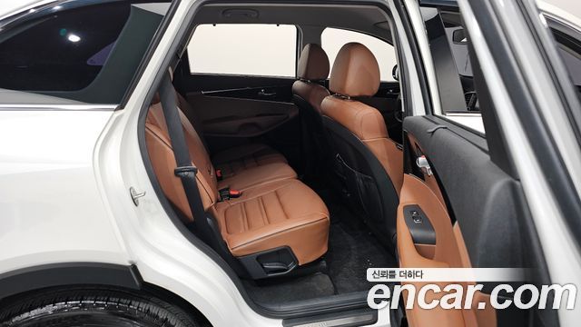 Kia Sorento 2018 — photo 17
