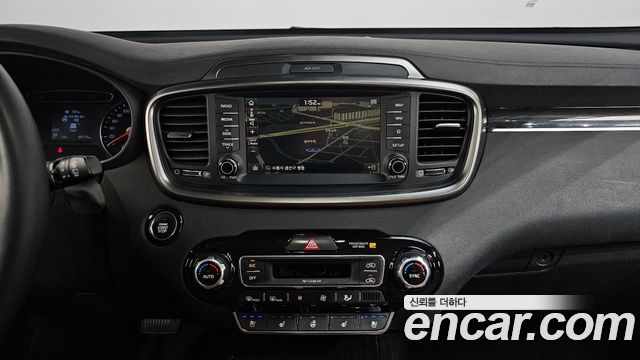 Kia Sorento 2018 — photo 18