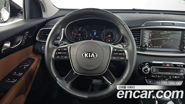 Kia Sorento 2018 — photo 20