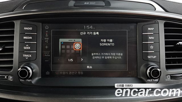 Kia Sorento 2018 — photo 21