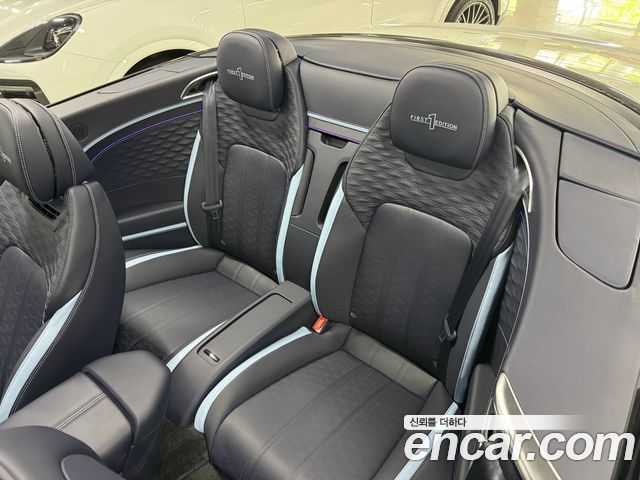 Bentley Continental 2025 — photo 15