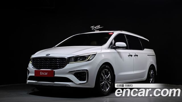 Kia Canival 2019 — photo 1