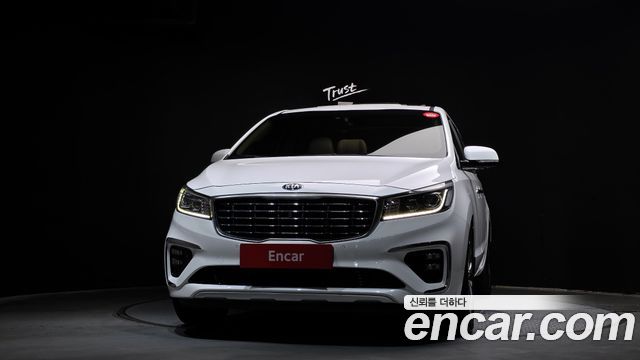 Kia Canival 2019 — photo 3