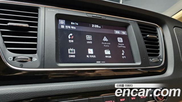 Kia Canival 2019 — photo 22