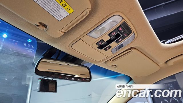 Kia Canival 2019 — photo 23